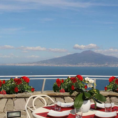 Mirasorrento Villa Exterior photo