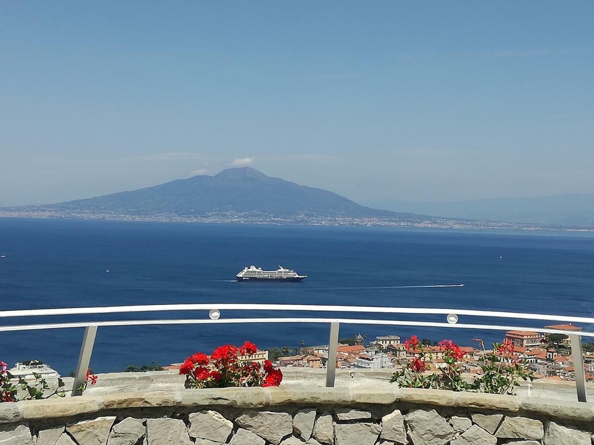 Mirasorrento Villa Exterior photo